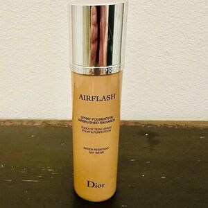 NWOT Dior Airflash Spray Foundation